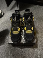 🟡⚫️Nike Jordan 4 Retro