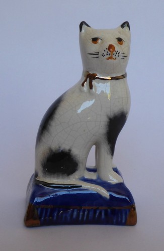 Staffordshire style cat figure - cat,