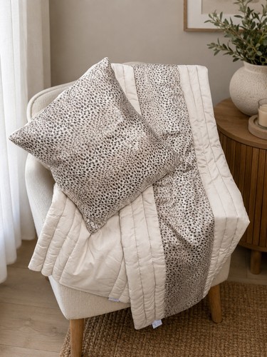 Kylie minogue leopard bed - minogue,