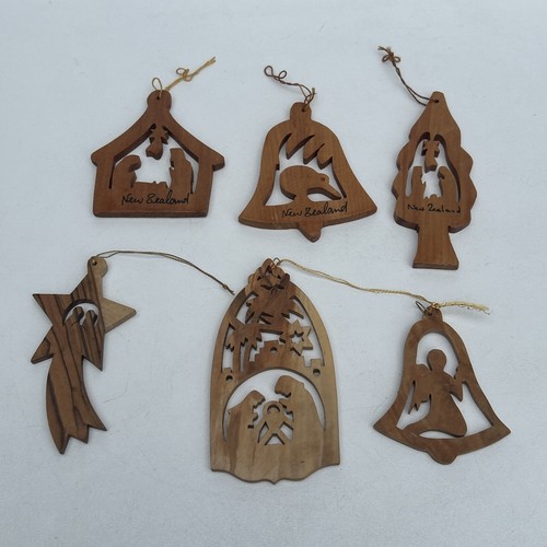 Hand carved olive wood - 6,
