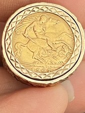 Half sovereign 1907 / 9 ct   Solid mount  ring .Size S1/2 