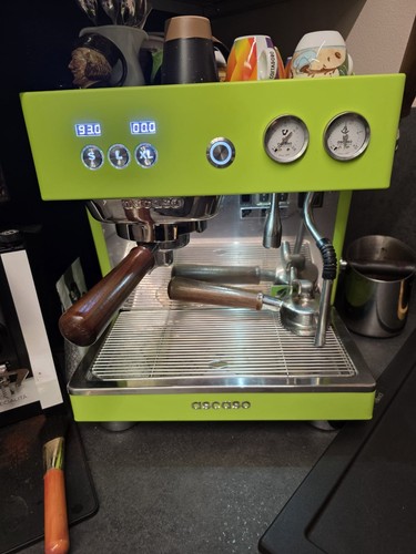 Espresso coffee machine with - machine,