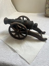Antique cast iron cannon model