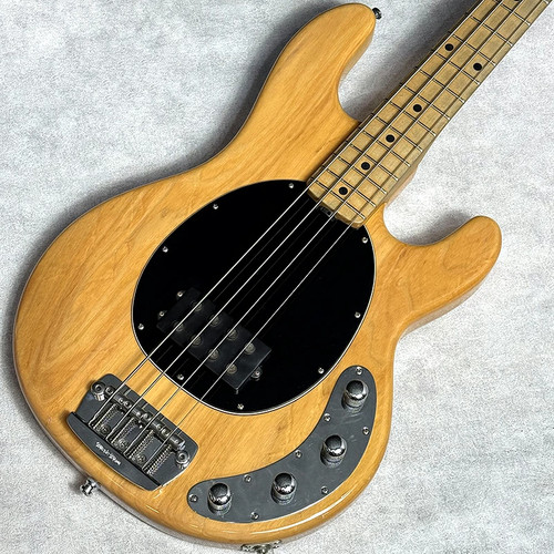 Ernie ball music - music, stingray