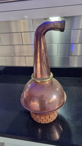 Copper pot still - pot, (distillery)