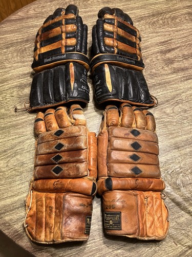 Pair vintage hockey gloves - vintage,