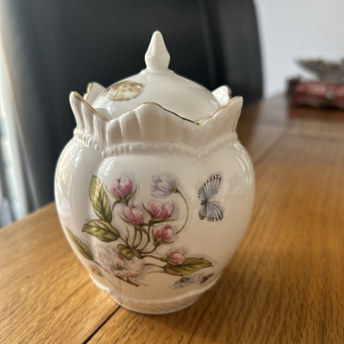 Aynsley natures delights bone - aynsley,