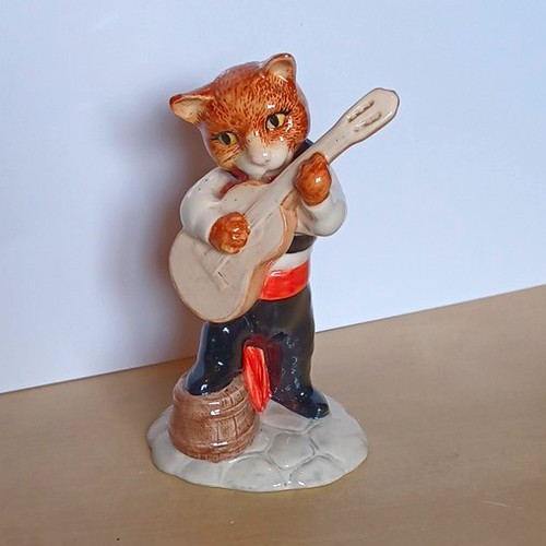Beswick pottery feline - pottery,