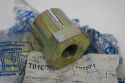 Tipper shaft ferrule pump - tipper,