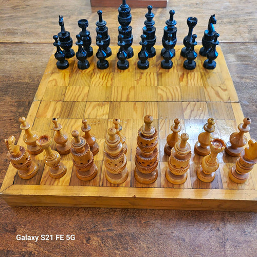 All wooden chess set folding - all,