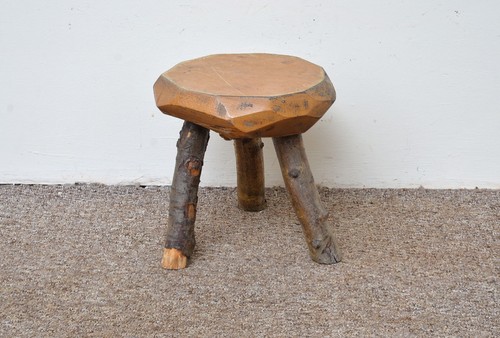 Small vintage wooden - small, milking