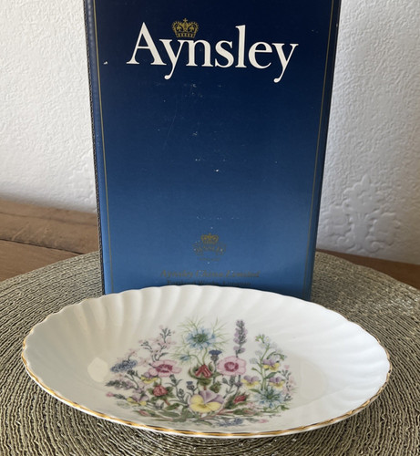Aynsley wild tudor windsor - wild,