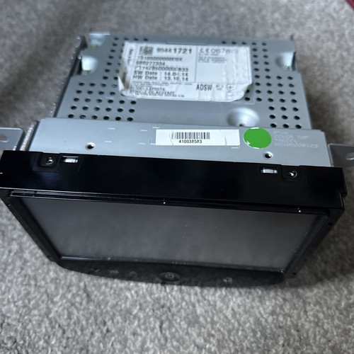 Vauxhall corsa sat nav - e,