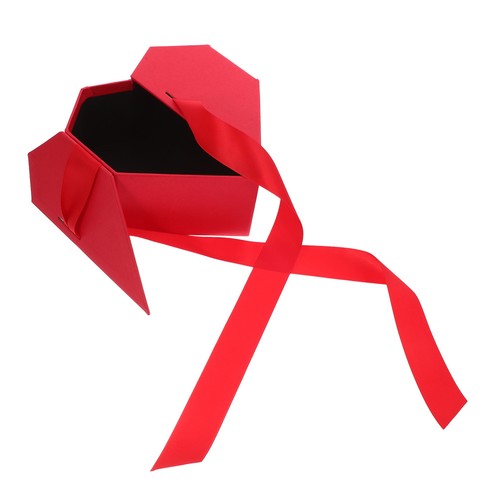 Empty heart shaped box - ,