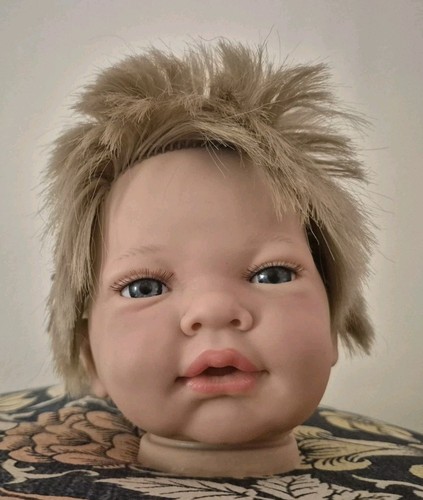 Marina pau doll - head, 5"