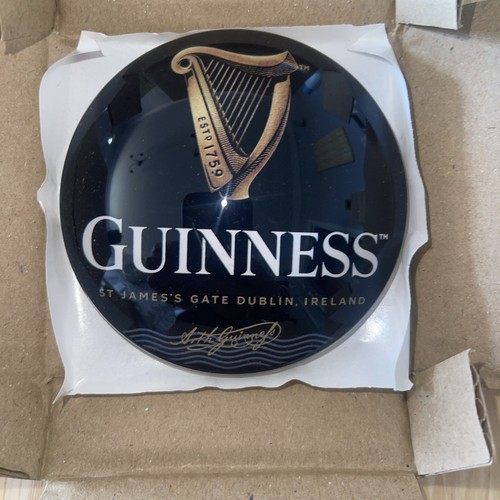 Guinness round fish - round, eye