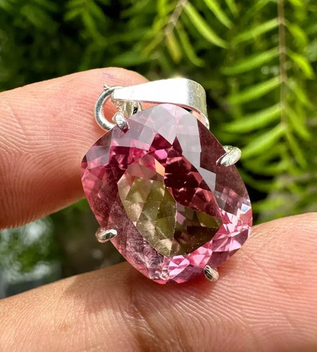 Natural padparadscha - 25, ct