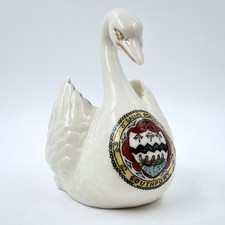 VINTAGE ARCADIAN CRESTED CHINA