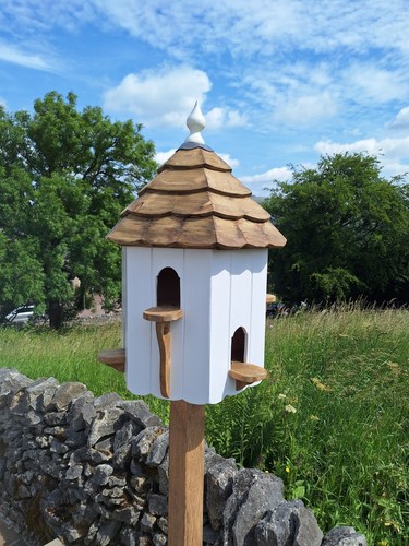 Dovecote birdhouse nesting - ,