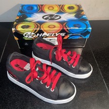 Heelys roller skate shoes uk