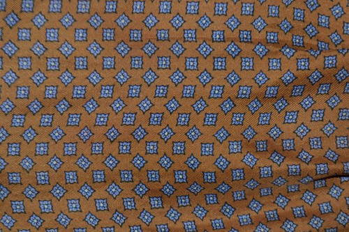 Brown silk ascot cravat with - silk,