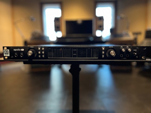 Universal audio apollo - apollo, uad