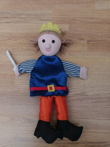 Fiesta crafts hand - hand,