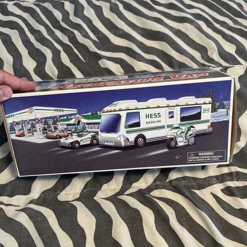 Hess 1998 toy truck - 1998,