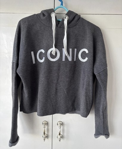 Grey hoodie size soft - 8,