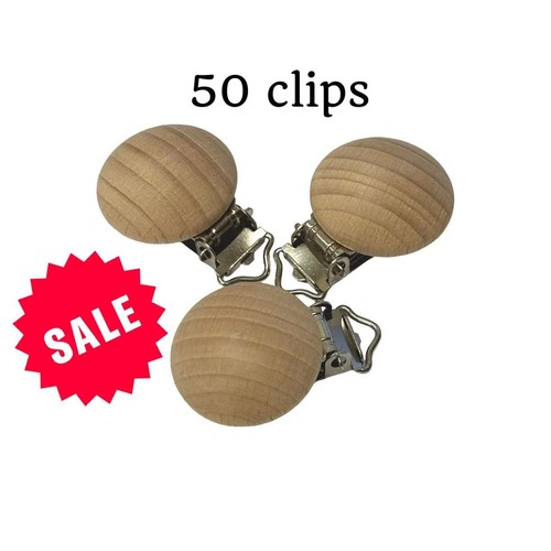 Round wooden soother - wooden,