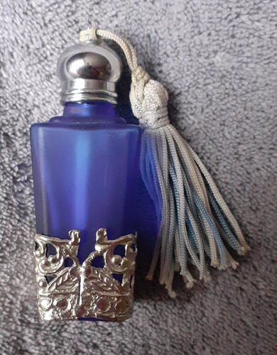 Cobalt blue silver scenes - blue,