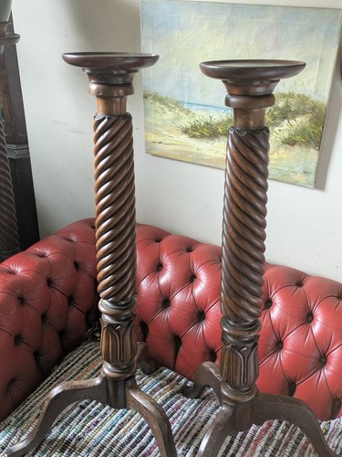 Pair solid mahogany - of,