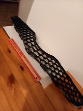 Yaris Vitz Front Grille 53111-52530 Toyota OEM Genuine GRILLE 