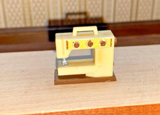 VINTAGE LUNDBY DOLLSHOUSE