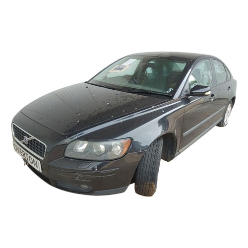 Volvo s40 headlight - volvo,