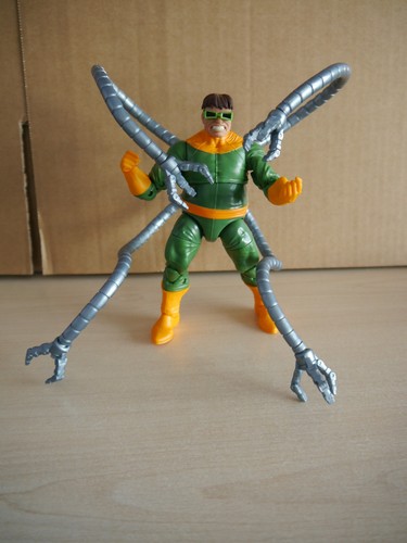 Marvel legends doc ock sp - legends,