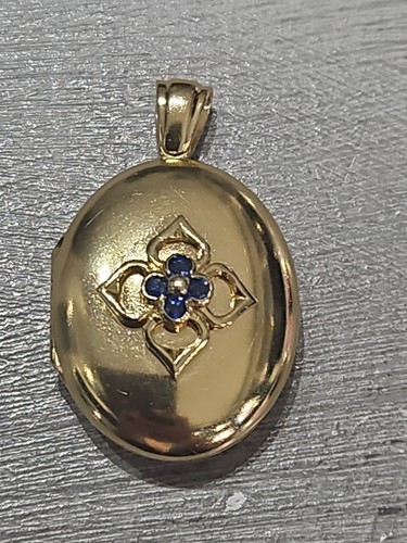 18ct yellow gold sapphires - 18ct,