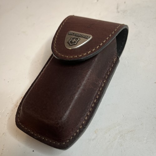 Victorinox belt pouch - , lock
