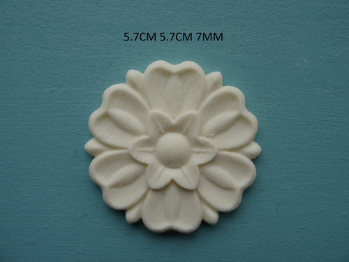 Decorative tudor rose