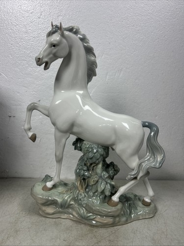 Lladro caballo arrogante - caballo, horse