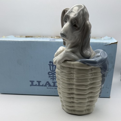 Lladro figurine dog the - lladro,
