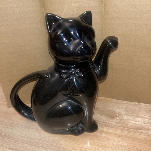 French antique black - black, cat