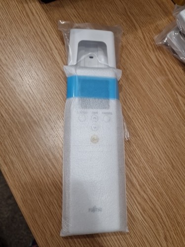 Fujitsu air con remote - air, remote.