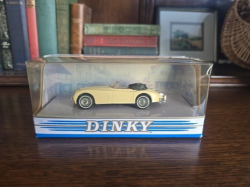 Matchbox dinky 1960 jaguar - matchbox,