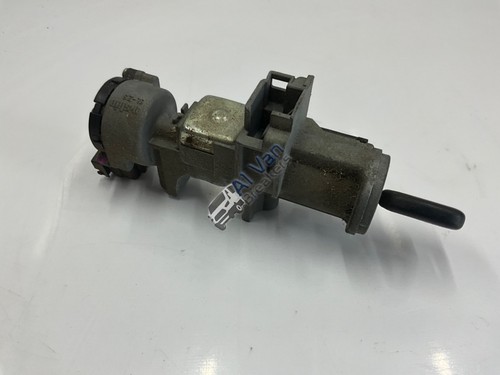 Isuzu trucks nqr - trucks,