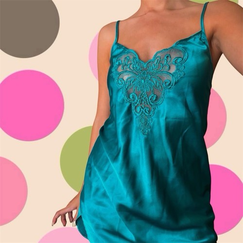 Vintage rare turquoise satin - rare,