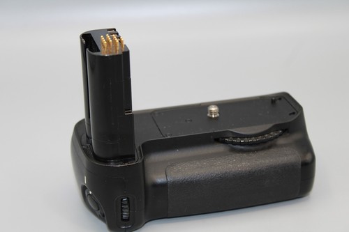 Nikon d80 battery grip for - grip,