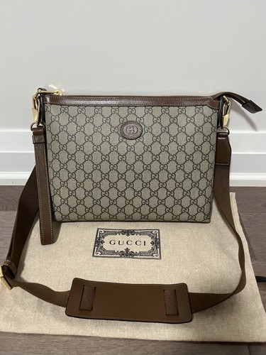 Gucci interlocking messenger - g,