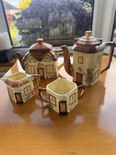 Vintage Keele Street Cottage