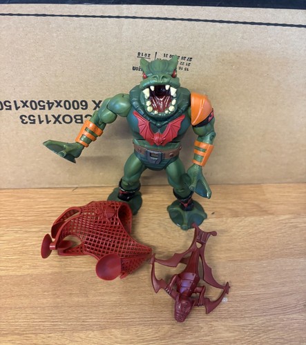 Leech masters the universe - of,